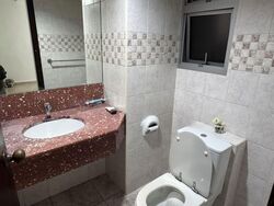 UE Square (D9), Apartment #593071371